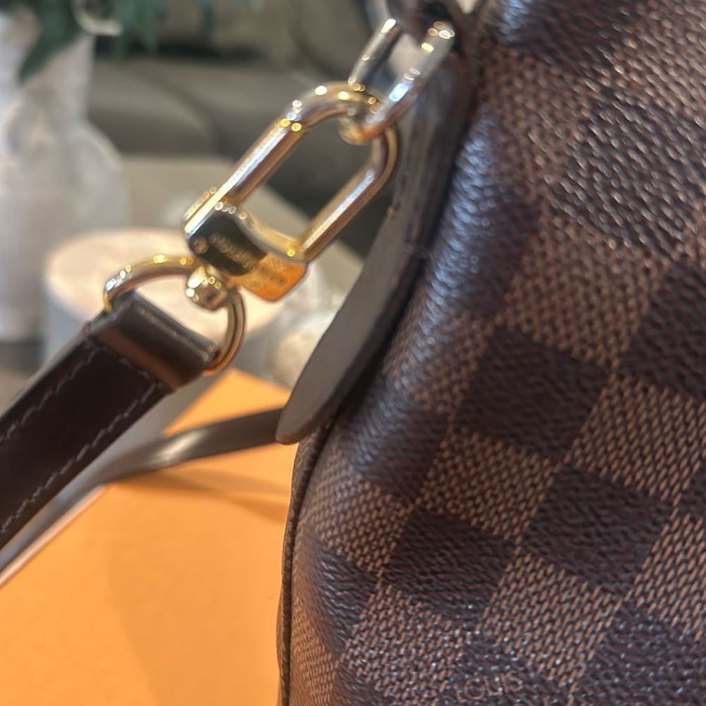 Louis Vuitton Brown Damier Ebene Shoulder Bag - Picture 4 of 14